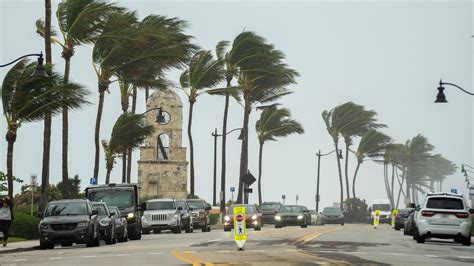 Palm Beach County weather causing holiday, Christmas events to cancel