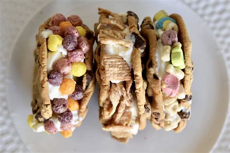 EASY CEREAL ICE CREAM SANDWICHES - Always Two Fabulous | Ice cream sandwich, Easy summer ...