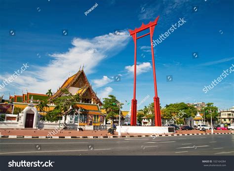 Giant Swing Sutat Temple Landmark Bangkok Stock Photo 102164284 | Shutterstock