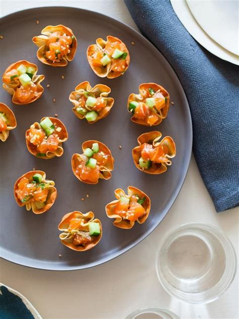 Salmon Tartare in Baked Wonton Cups (Baking Salmon Cajun) Summer Party ...