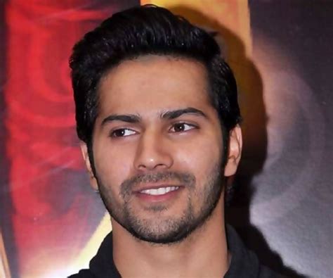 Varun Dhawan Biography - Facts, Childhood, Family Life & Achievements ...