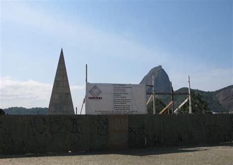 G1 > Edição Rio de Janeiro - NOTÍCIAS - Obra no monumento a Estácio de Sá para, e ponto ...