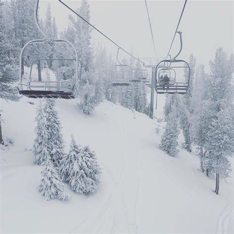 300+ Inches for Lake Tahoe Ski Resorts - Reno Tahoe USA Blog | Tahoe ski resorts, Ski resort ...