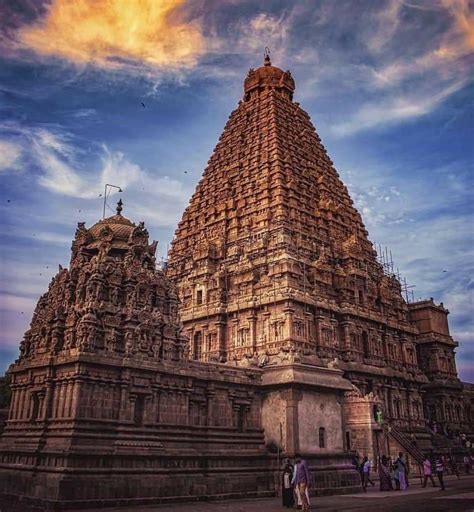 Pin by Mtkay on DOTS ref | Thanjai periya kovil wallpaper, Beautiful ...