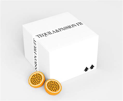 Loving the minimalist package design, by Renan... - Curated by Dr. Nae