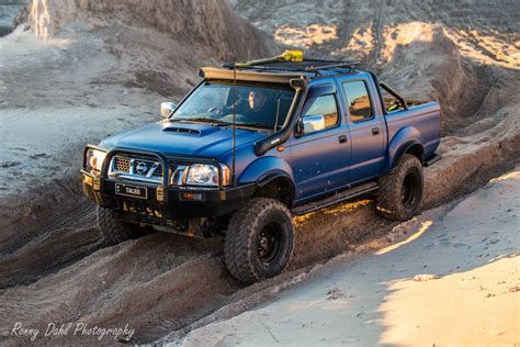 Nissan Navara D22, Modified.