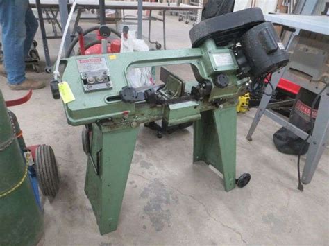 Central Machinery Metal Cutting Band Saw - Lambrecht Auction, Inc.