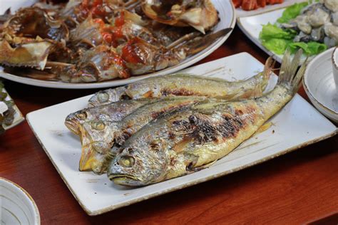 Free Images : restaurant, dish, food, seafood, fresh, cuisine, sardine, herring, supper, fishery ...