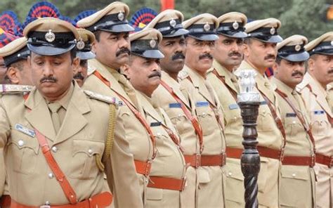 Karnataka State Police calls applications for 216 Police Sub-Inspector ...