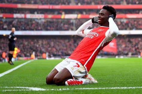 Bukayo Saka unveils new celebration as Arsenal star joins Mohamed Salah ...