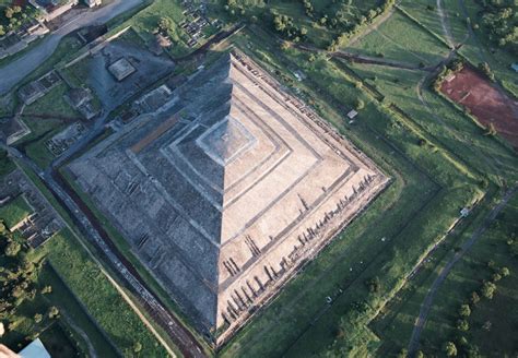 15 Stunning Aerial Images of the Ancient Pyramid City of Teotihuacan — Curiosmos