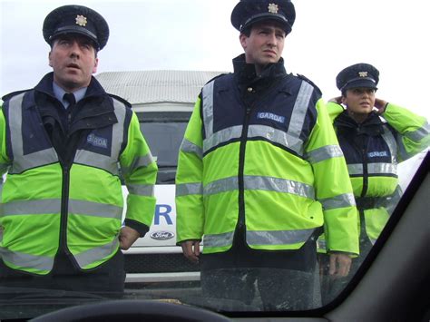 Garda Uniform - boards.ie