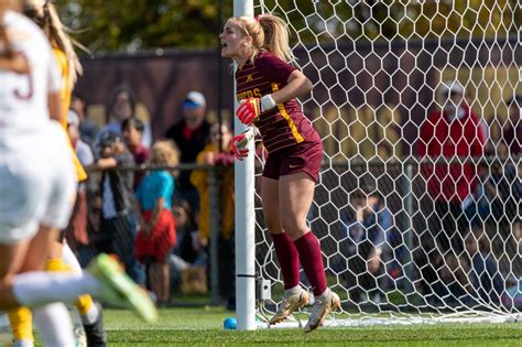 Minnesota Gophers Women Sweep Weekend in Hockey, volleyball and soccer ...