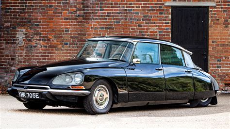 1967 Citroen DS - 19 Pallas | Classic Driver Market