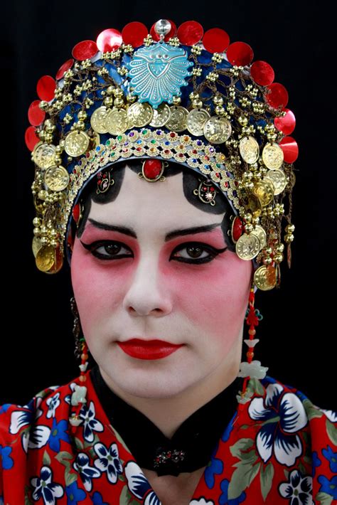 il profumo di bellazza: Chinese stage makeup