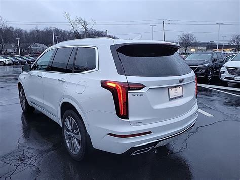 Certified Pre-Owned 2021 Cadillac XT6 Premium Luxury SUV in Orchard Park #OP5531 | Robert Basil ...