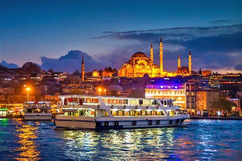 Bosphorus Dinner Cruise|Istanbul Dinner Cruise|Busbhorus dinner Cruise with Turkish Night