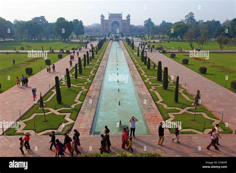 India, Uttar Pradesh, Agra, Taj Mahal, South Gate, mughal gardens Stock ...