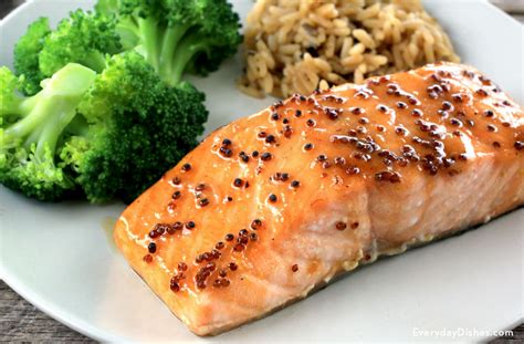 Easy Honey Mustard Glazed Salmon Recipe