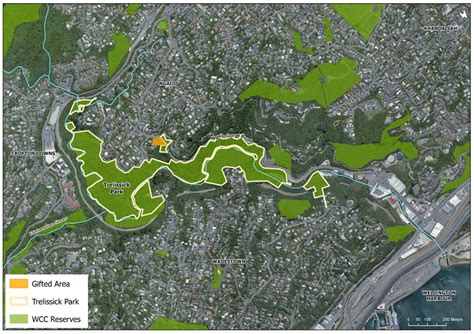 Citizen gifts land to extend Trelissick Park - News and information - Wellington City Council