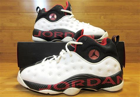 One Of The Best Team Jordans Ever Is Making A Comeback - SneakerNews.com