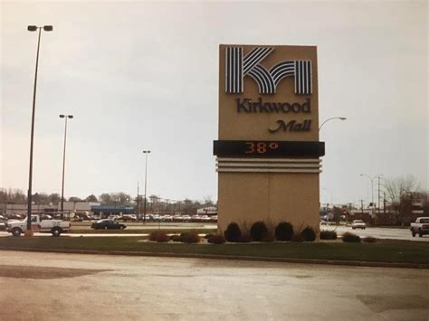 Remembering Stores From Years Gone By At Kirkwood Plaza (Mall)