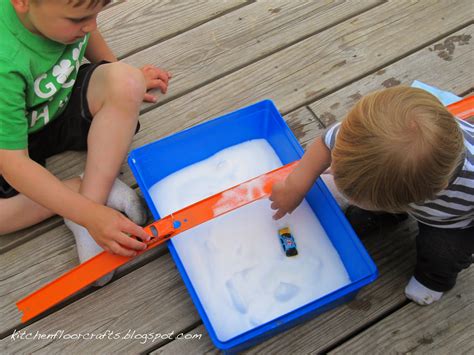 Kitchen Floor Crafts: Soap Foam Car Wash Bins