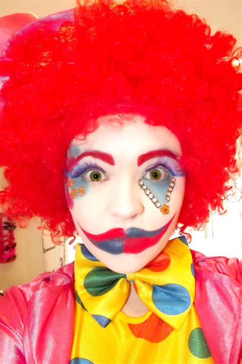 clown makeup | Clicks and Sketches