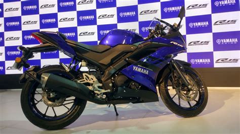 Yamaha R15 V3: Price in India, Top Speed, Mileage, Colour, Dimension, Features, Specs – 5 Things ...