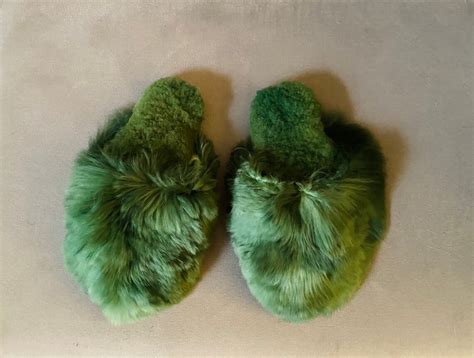 Green Alpaca fur slippers alpaca slippers from Peru unisex | Etsy