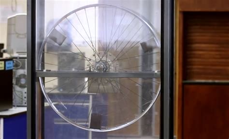 Can You Figure Out This 'Perpetual Motion Machine'? | Video | RealClearScience