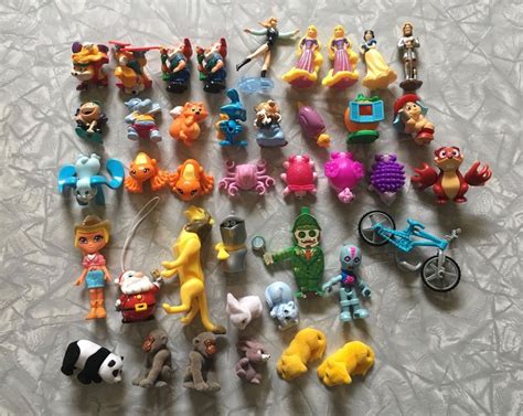 Kinder Egg Surprise Lot of 45 miscellaneous toys Disney Princess # ...