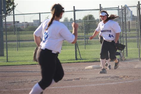 Girls High School Softball | Hastings Catholic Schools