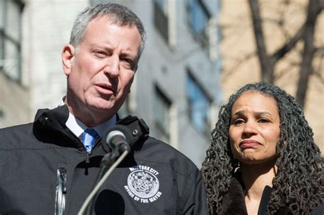 Mayor Bill de Blasio’s Aides Recount Outbursts and Condescending Tone - WSJ