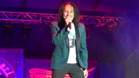 STEVE AUGERI (Journey) "Don't Stop Believin'" Woodstock, CT 9/2/17 LIVE - YouTube