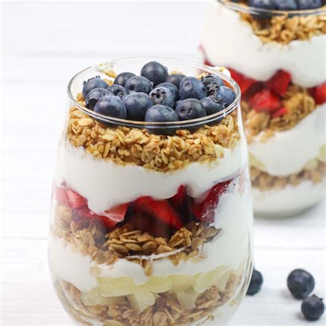 Greek Yogurt Parfait with Fruit and Granola - It Is a Keeper