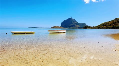 Le Morne beach : r/mauritius