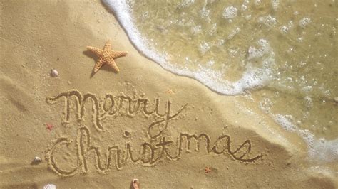 Christmas Beach Wallpapers - Wallpaper Cave