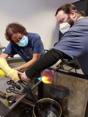 SEATTLE GLASSBLOWING STUDIO & GALLERY - Updated August 2024 - 238 Photos & 214 Reviews - 2227 ...