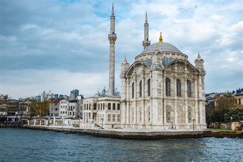 Dolmabahce Palace, Bosphorus 10 Destinations Tour