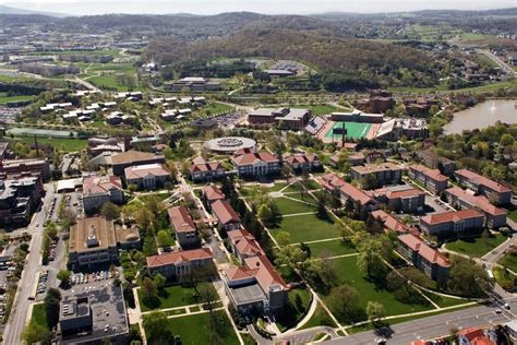 22 Things You Know If You Live In The Unknown Parts Of JMU