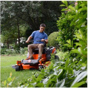 Husqvarna Z242F Mower Review | A Riding Lawn Mower You Can Get at a Fair Price - Smart Vac Guide