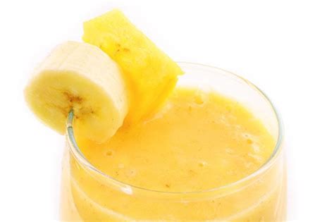 Pineapple, Orange and Banana Smoothie | Gimme Some Oven