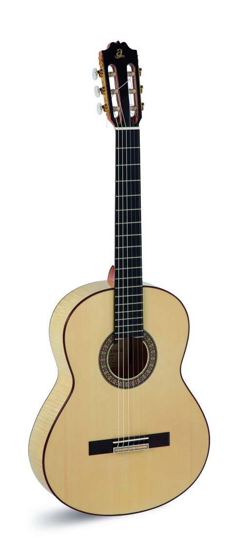 GUITARRA CLÁSICA ADMIRA F4 ELECTRIFICADA SERIE FLAMENCO ARTESANÍ