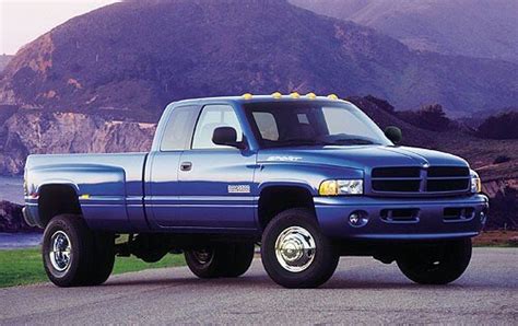 Used 1998 Dodge Ram Pickup 3500 Extended Cab Review | Edmunds