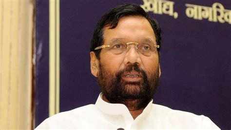 LJP founder and Union Minister Ram Vilas Paswan passes away at 74