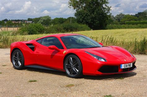 Ferrari 488 GTB (2016 - ) Photos | Parkers