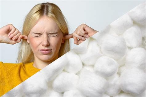 Genius Uses for Cotton Balls | Reader's Digest