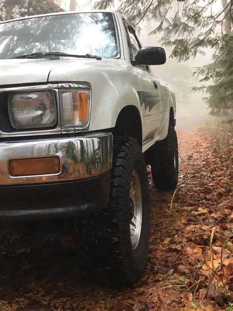 For Sale - 92 Toyota Pickup Deluxe 4x4 | IH8MUD Forum