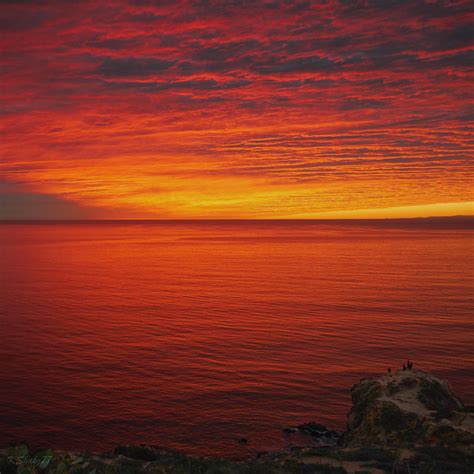 Sunset at Point Dume, Malibu, California, USA. [3897x3897] [OC] : r ...